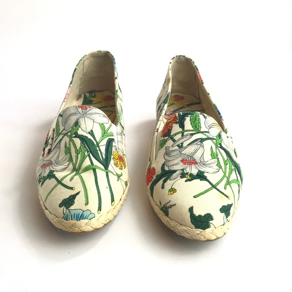 Vintage GUCCI White Floral Espadrilles Canvas Shoe - Picture 2 of 8